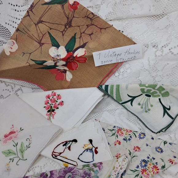 Vintage Hankies Lot Floral Embroidered Handkerchiefs Cotton Pocket Square Set - Picture 5 of 9